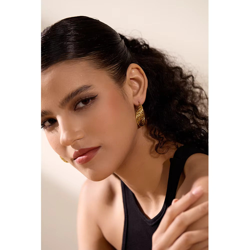 Isalyn Earrings